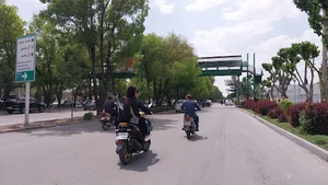جنب پارک دباغیان