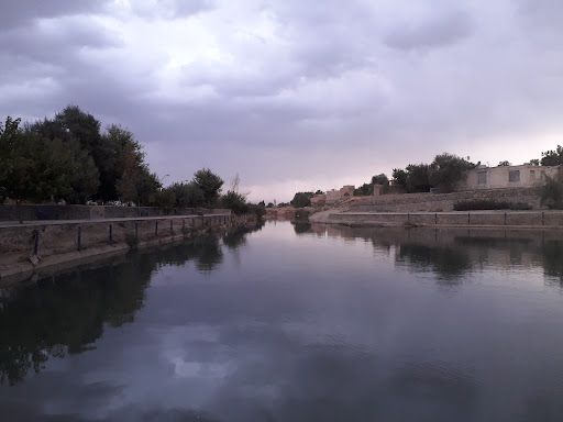 دریاچه خنداب