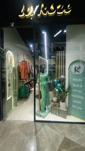 بوتیک لارز