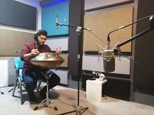 استودیو اردیبهشت