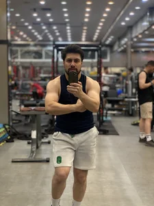 باشگاه ورزشی آراد