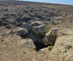 غار گمنامان بیدک
