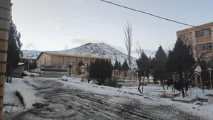 آموزشکده دخترانه اطهر اراک 4
