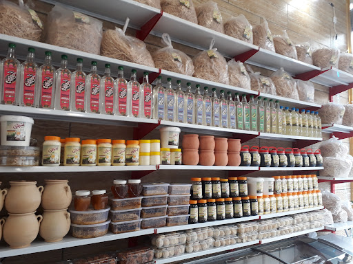 لبنیات سنتی علی اشرفی لیقوان