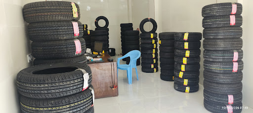 فروشگاه لاستیک و باطری نبی پور
