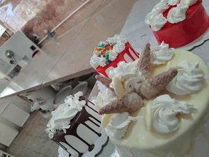 شیرینی سرای ماه عسل