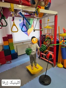 کاردرمانی و گفتاردرمانی ژرفا 4