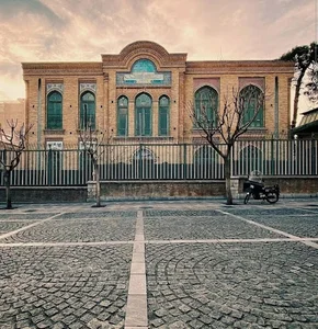 دبیرستان دخترانه اندیشه فردا