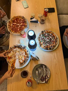 Zee Pizza زی پیتزا