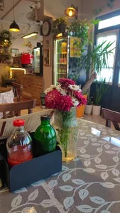 کافه بازار 3