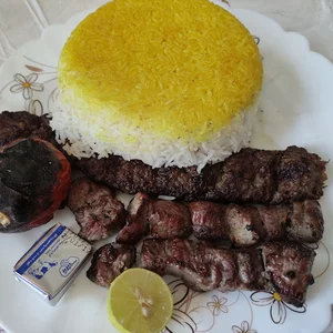 رستوران نفیس زیباکنار
