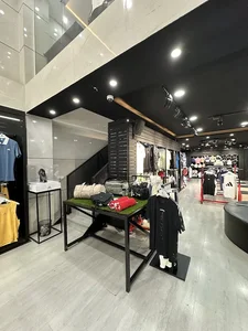 Adidas Bushehr (آدیداس بوشهر) 5