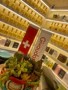 عطر هانیس 5