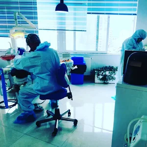 مرکز دندانپزشکی بدون درد سپید