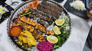کافه رستوران البرز
