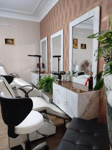 سالن زیبایی زُحل 2