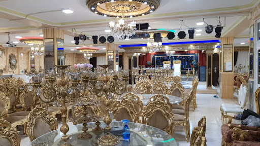 تالار عمارت طلایی