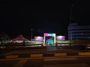 شهربازی و بولینگ استارلند برج میلاد 2