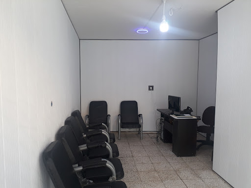 مشاور املاک افق