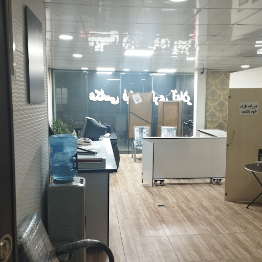 عکاسی و فیلمبرداری آیلار