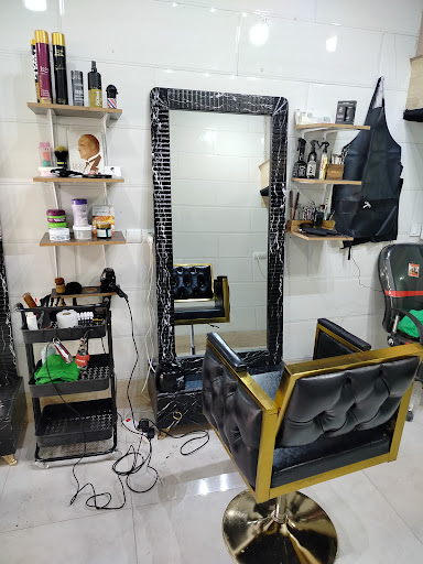 آرایشگاه مردانه گوزل