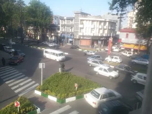 تی پی اکس رشت، ساختمان پیک شهر