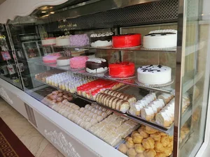 شیرینی سرای شارلوت