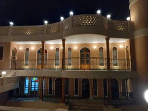 عمارت میرزا آقا