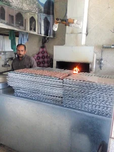 کباب دوستان