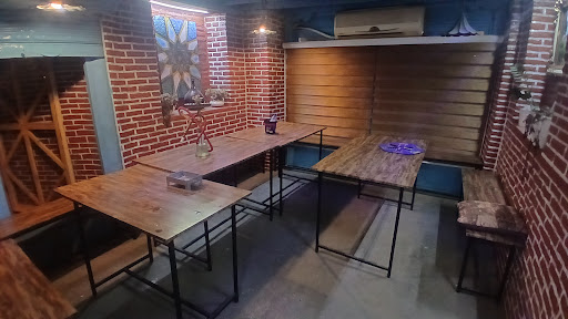 کبابی پارک چوبی