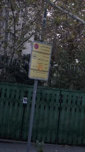 ایستگاه تاکسی میدان انقلاب 3