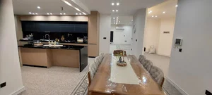 مشاور املاک منوچهری