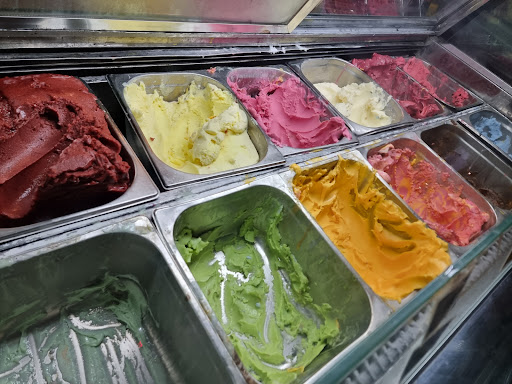 بستنی شاد