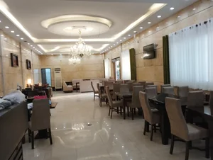رستوران عالی