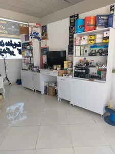 دوربین مداربسته و کامپیوتر الارم سنتر