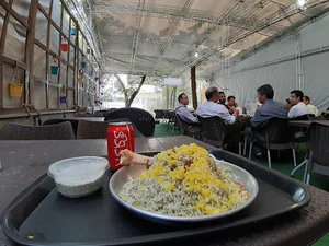 رستوران پیرانا
