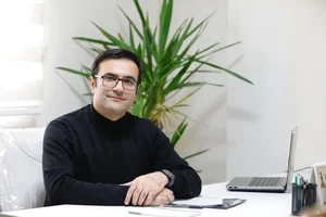 مطب دکتر مجتبی میبدیان
