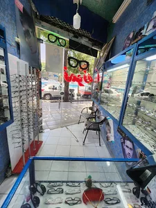عینک نمونه