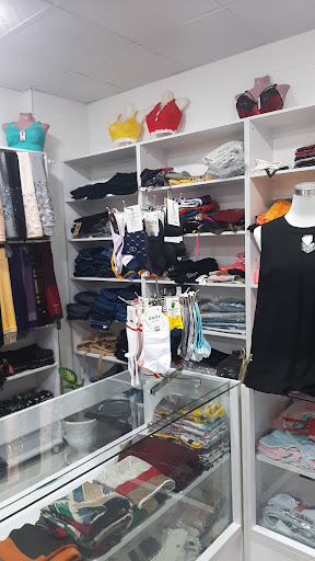 پوشاک آناهیتا