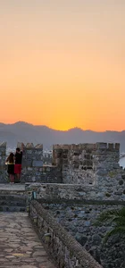آژانس مسافرتی گردشگران شهر راز