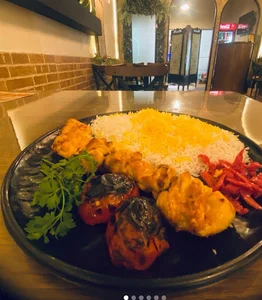 تهیه غذای چــاشــــنــی