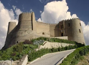 دوازده برجی