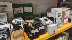 فروشگاه صنایع برق البرز