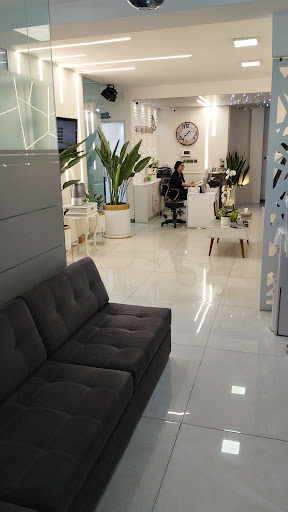 کلینیک سیب سبز