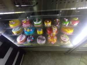 شیرینی سرای جهان