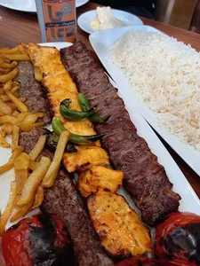 رستوران نژاداصل 3