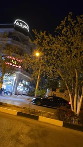 مطعم لاری 2