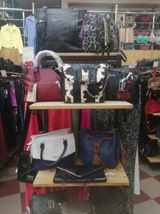 پوشاک استوک fendi