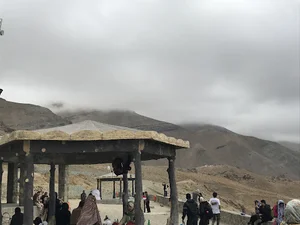 رستوران گل یخ