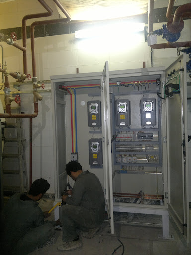 برق صنعتی علیزاده